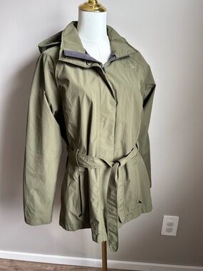The North Face Olive Green Belted Trench Coat rain windbreaker outdoorsy spring